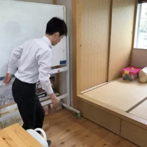 帰宅後に転がる場所のサムネイル
