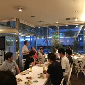 夏に涼しい現場のサムネイル