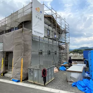 現場は進むのサムネイル