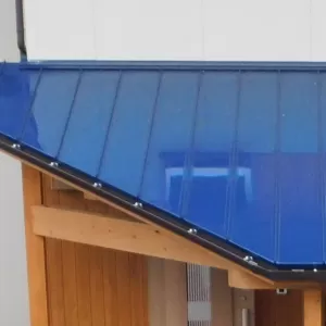 雨音と屋根①　のサムネイル