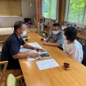 屋根に出るのサムネイル
